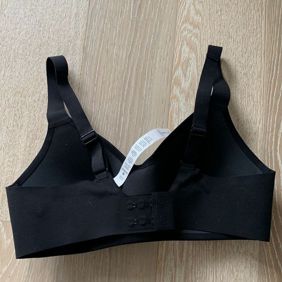 lululemon Hold True Bra Black Sz32C - Picture 5 of 10